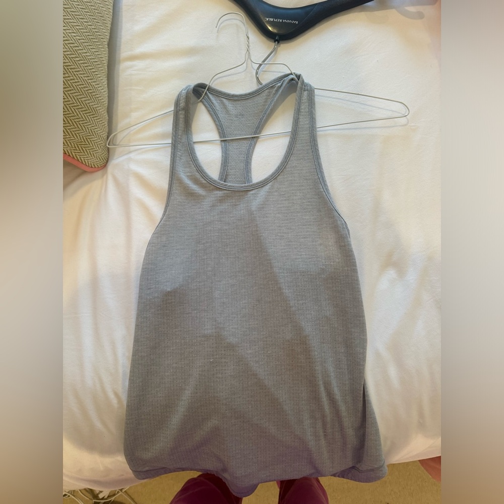 Lululemon tank